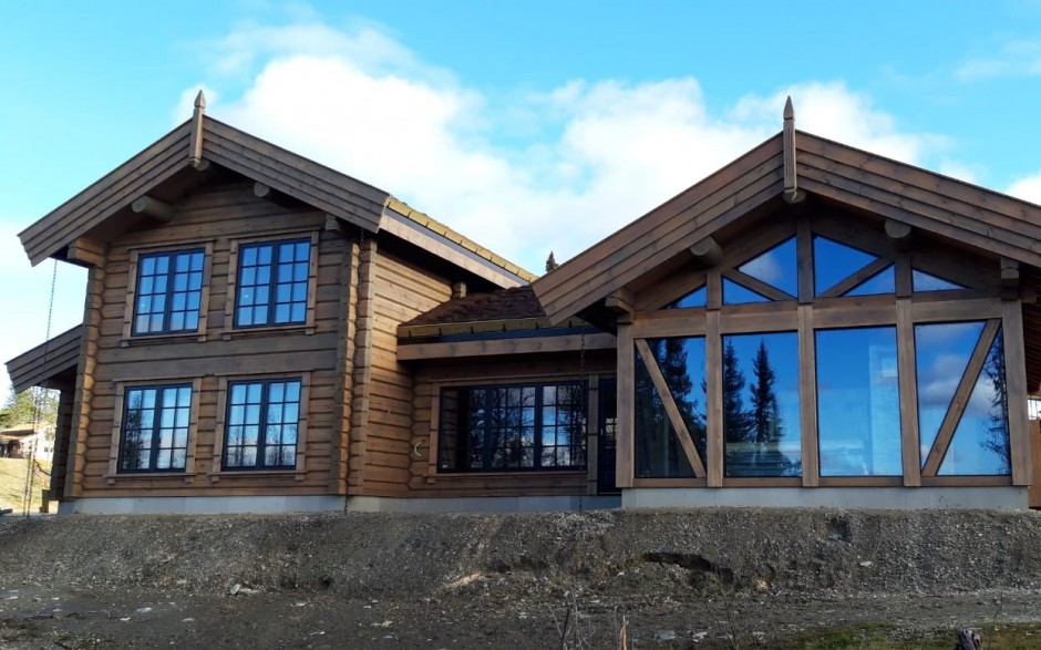 Eksteriør270